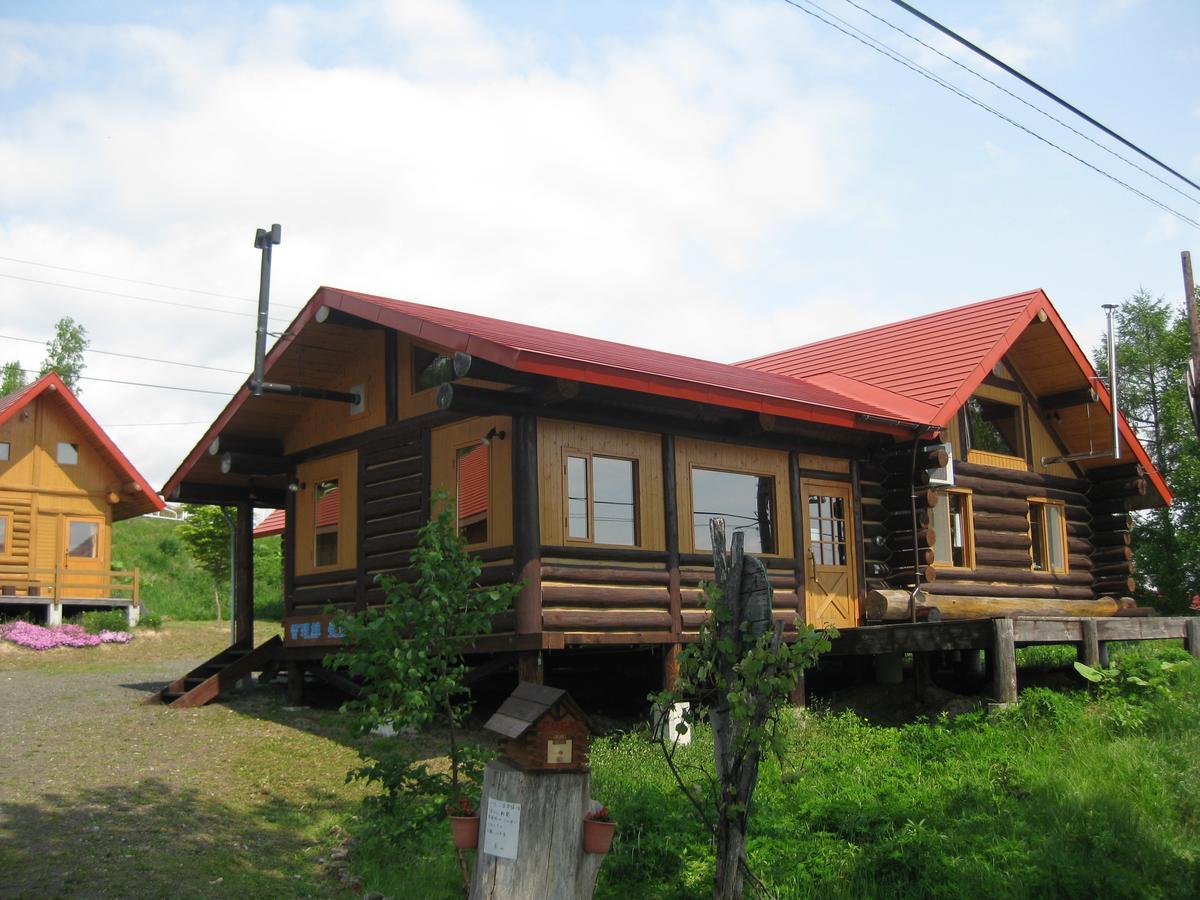 Log Cottage Himawari Nakafurano Buitenkant foto